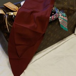 Chloe NWT Donna Silk Scarf